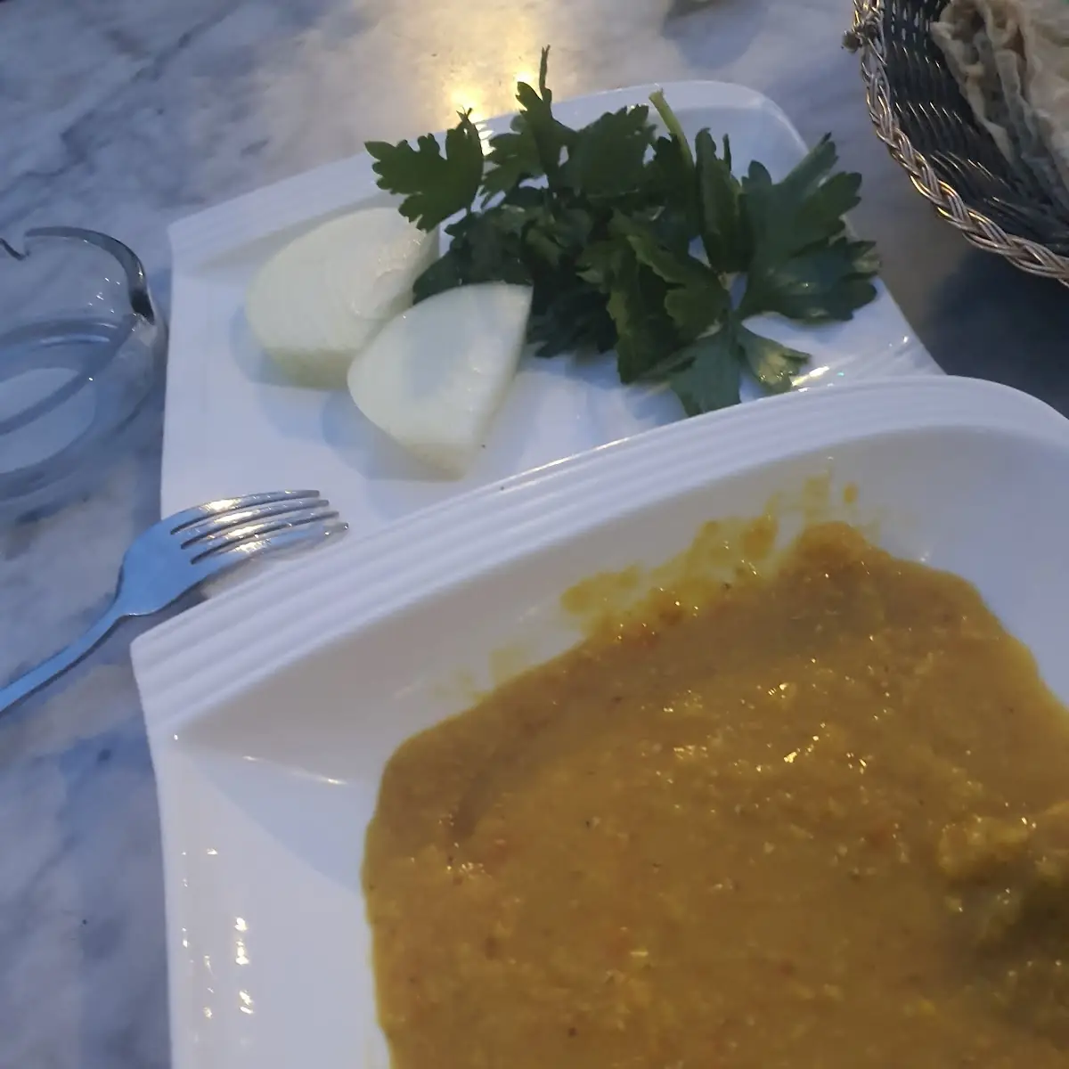 شوربة عدس